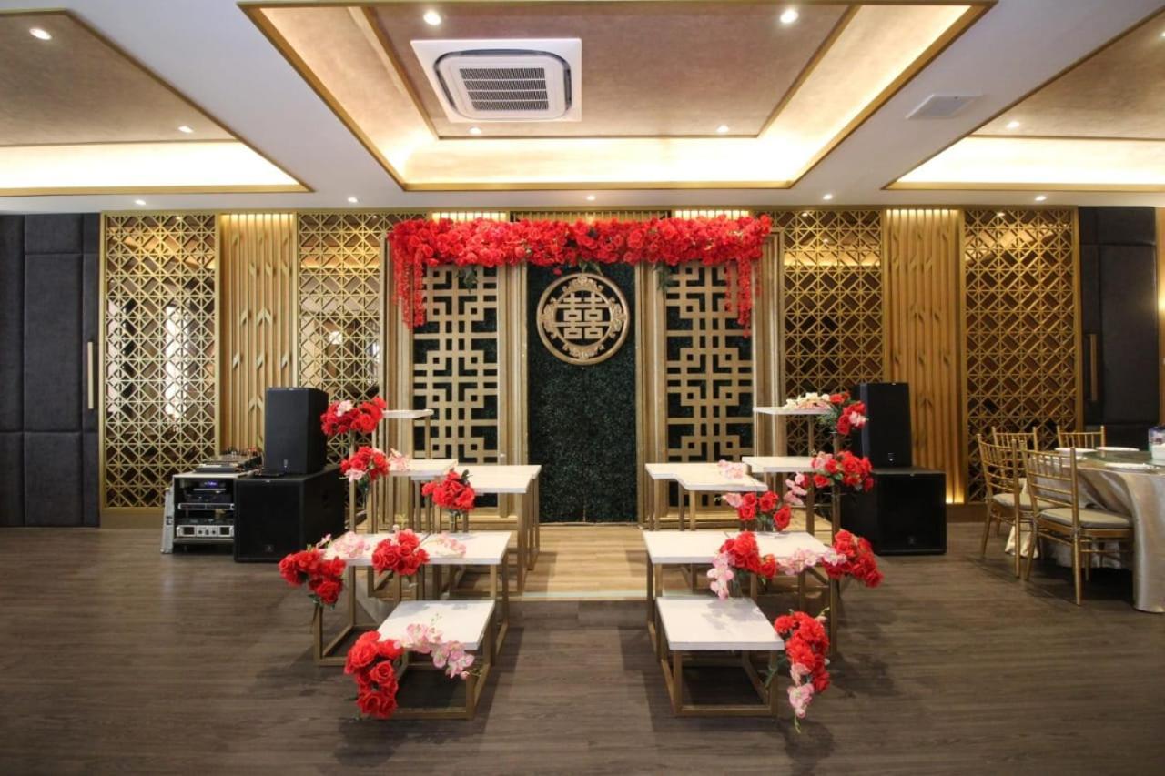 Classie Hotel Palembang Buitenkant foto