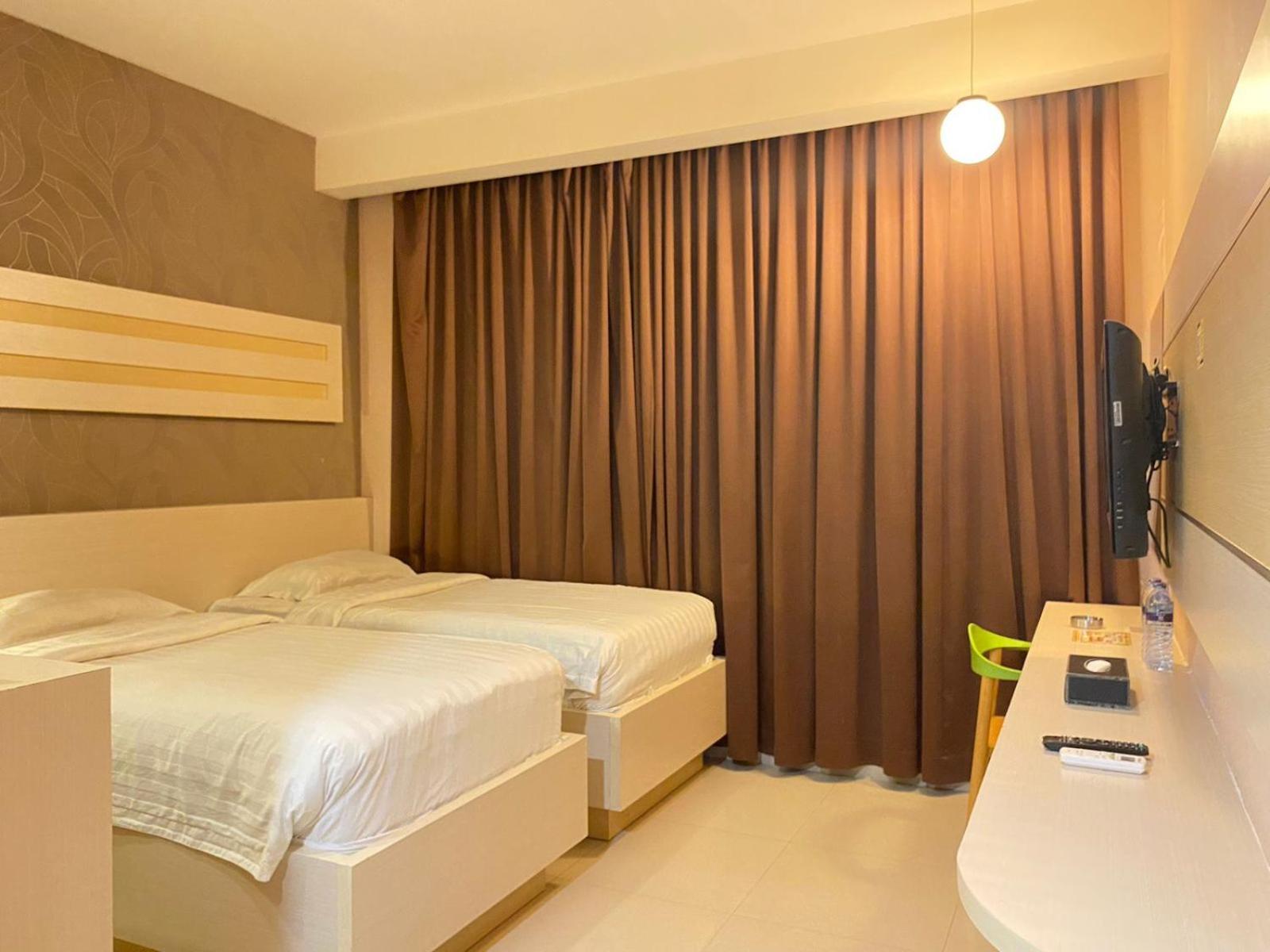 Classie Hotel Palembang Buitenkant foto
