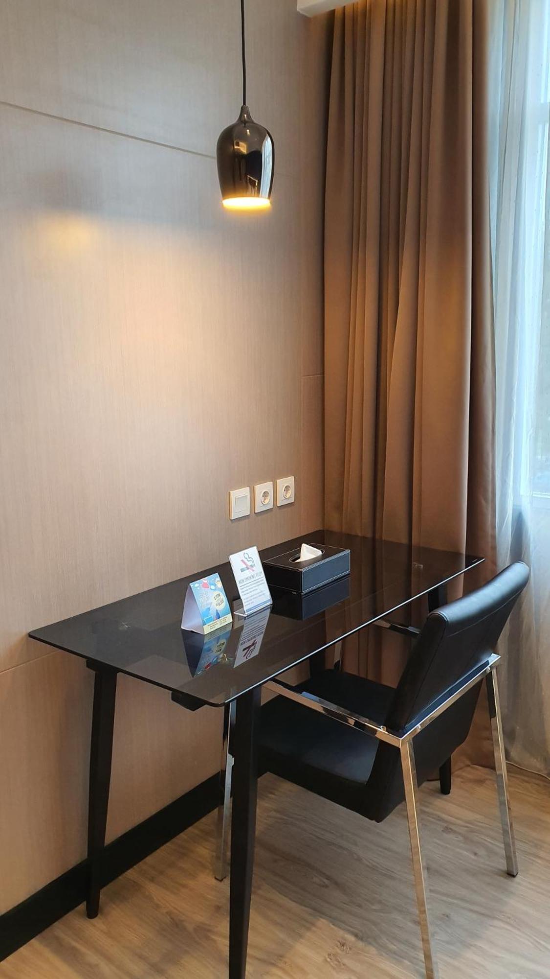 Classie Hotel Palembang Buitenkant foto