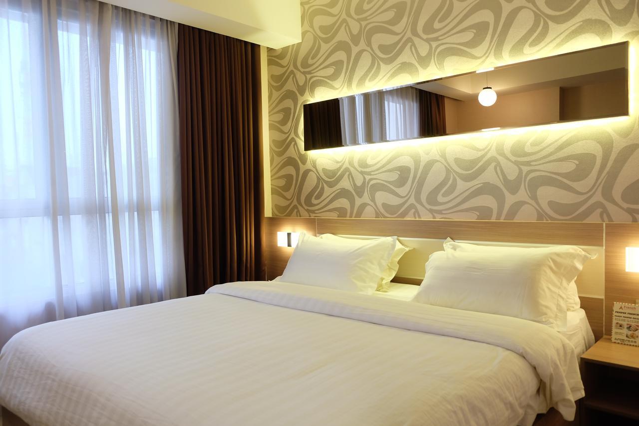 Classie Hotel Palembang Buitenkant foto